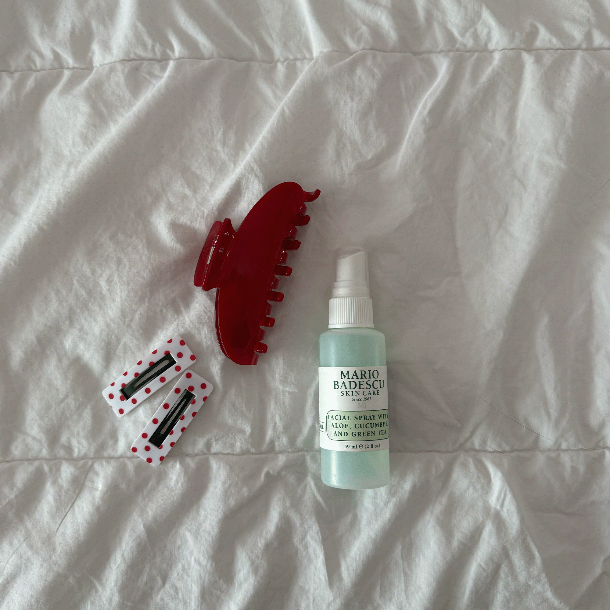 Kırmızı Asetat Toka